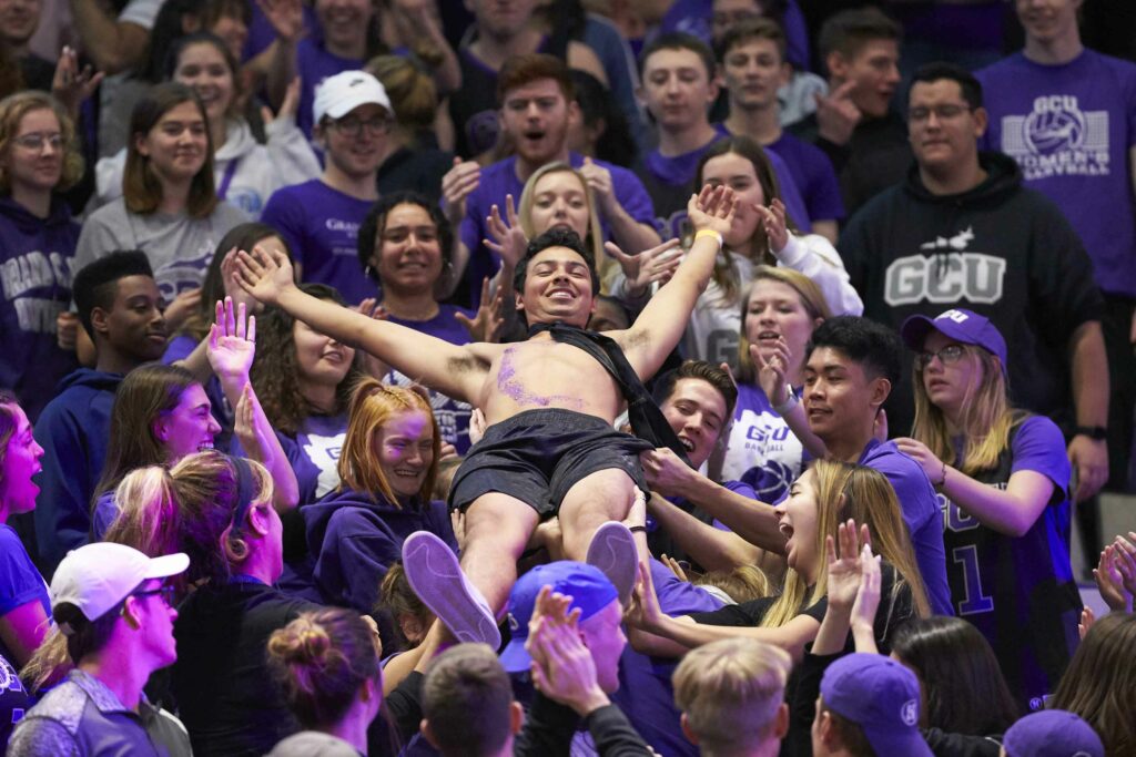 GCU Havoc crowding surfing